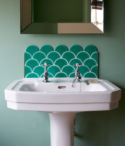 Ca Pietra Atlantis Scallop Porcelain Emerald